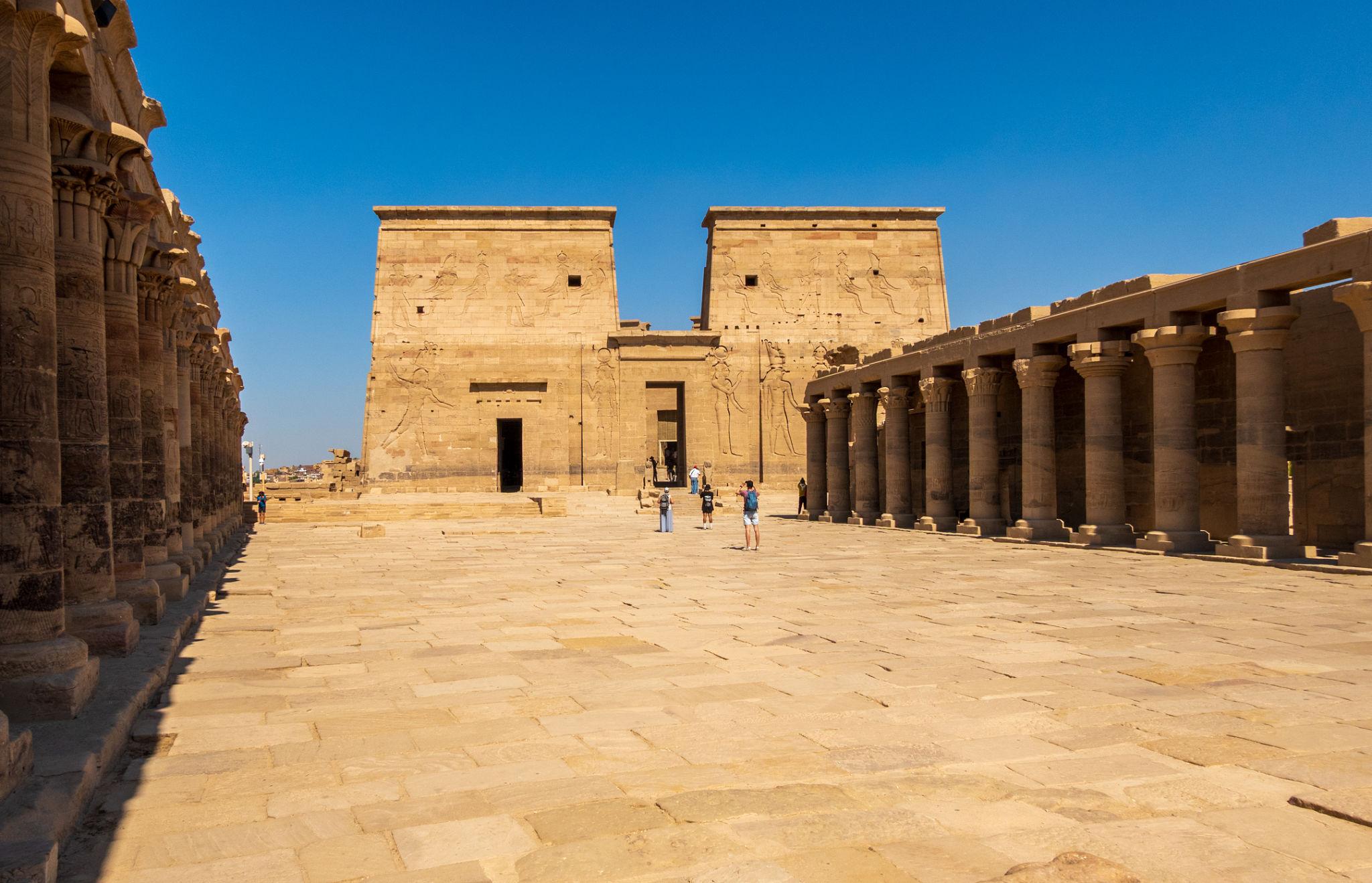 Nile cruise: Aswan to Luxor