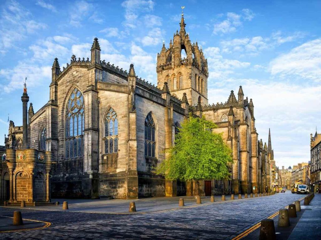 Edinburgh Morning Guided Walking Tour